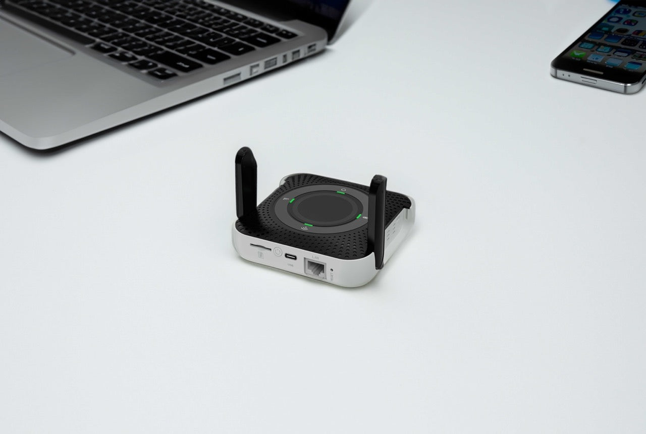 Porodo Portable CPE MiFi 3G/4G Wireless Router 4000mAh - Black