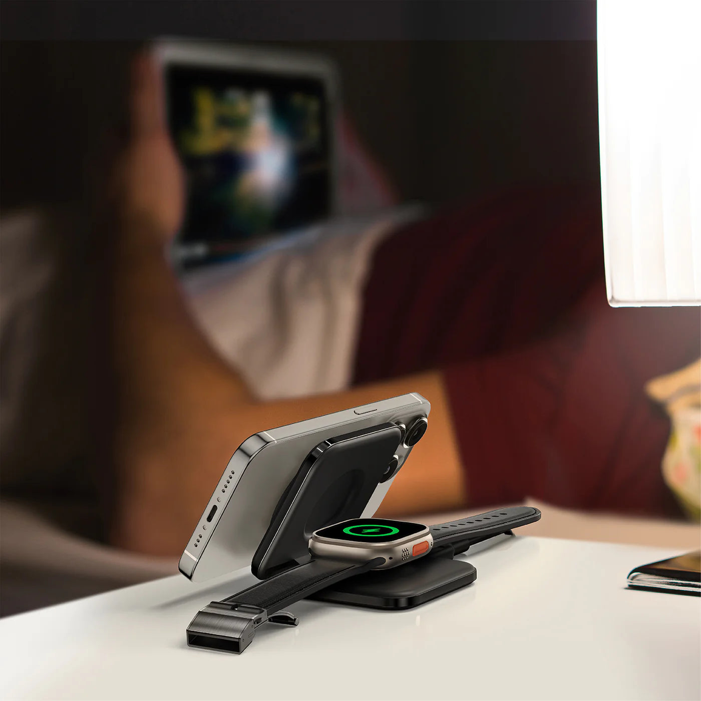AMAZINGthing EXPLORER PRO 2IN1 PD 17W PORTABLE WIRELESS CHARGER WITH 1.2M USB-C TO USB- C CABLE