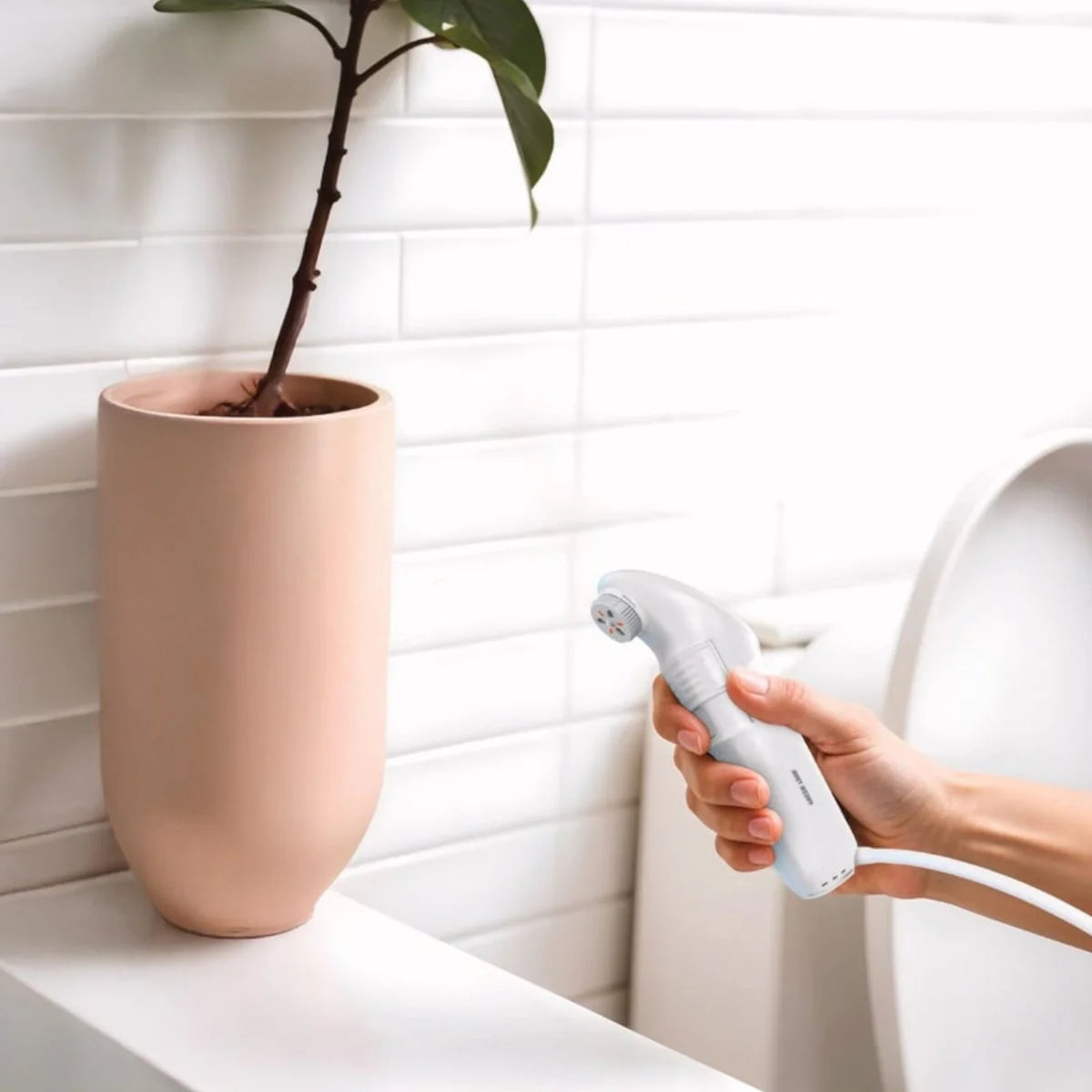 Green Lion Bidet Pro Portable Bidet 5.55W - White