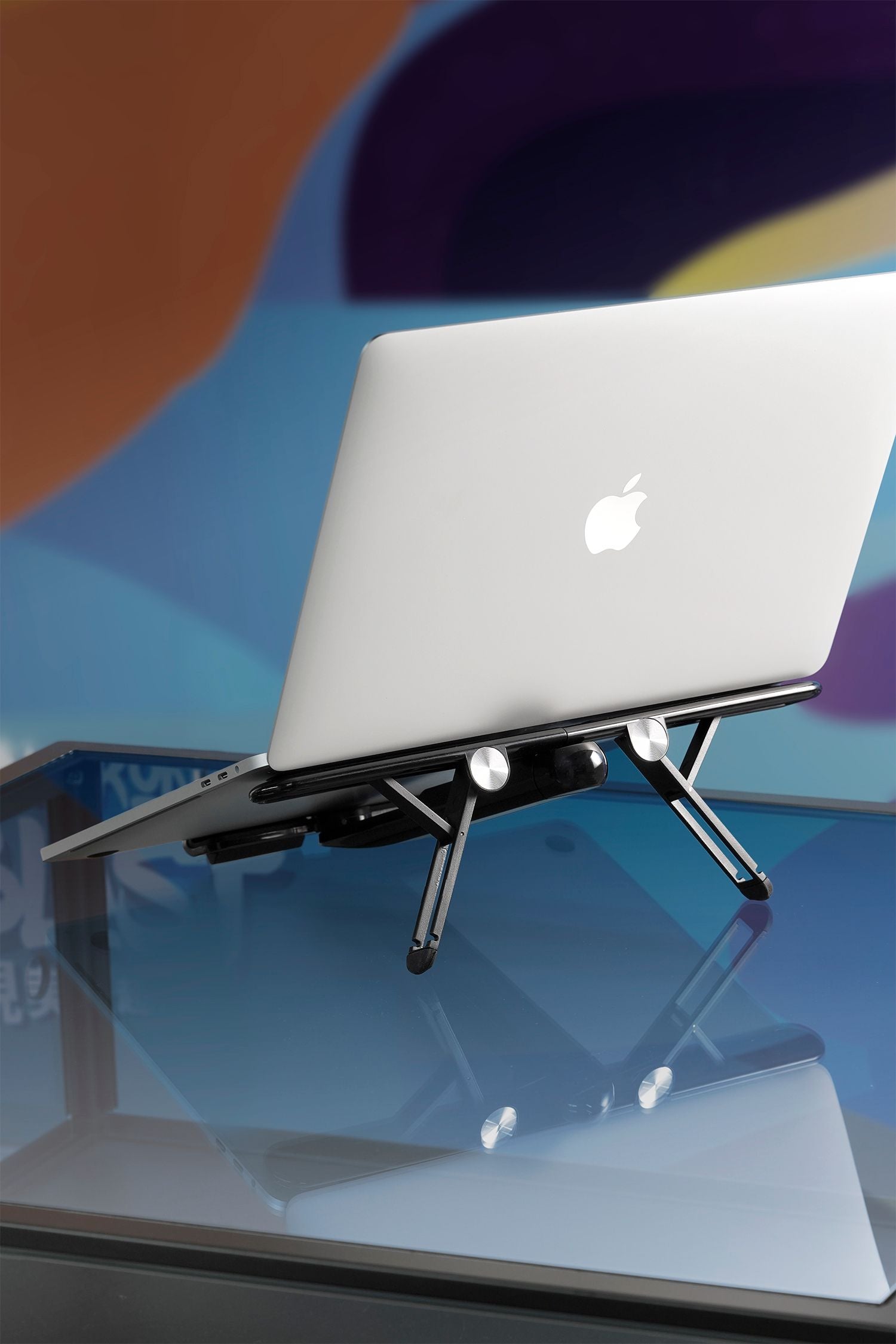 Momax Laptop and Tablet Fold Stand