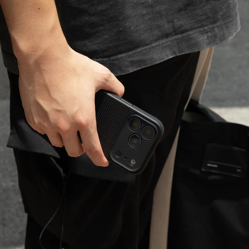 Native Union - Active Case for iPhone 17 Pro Max - TECH STREET