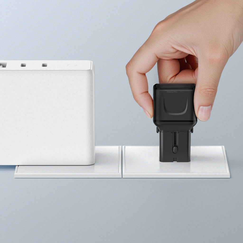 AMAZINGthing EXPLORER PRO 45W MAX 2C PORTS TRAVEL CHARGER