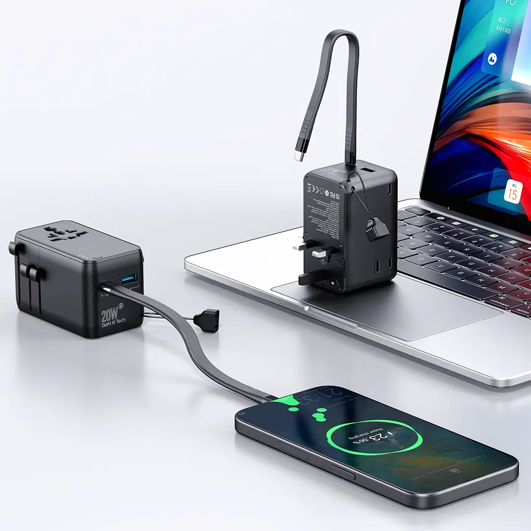 Powerology - 2500W Universal Travel Adapter with 4000mAh Power Bank - Black