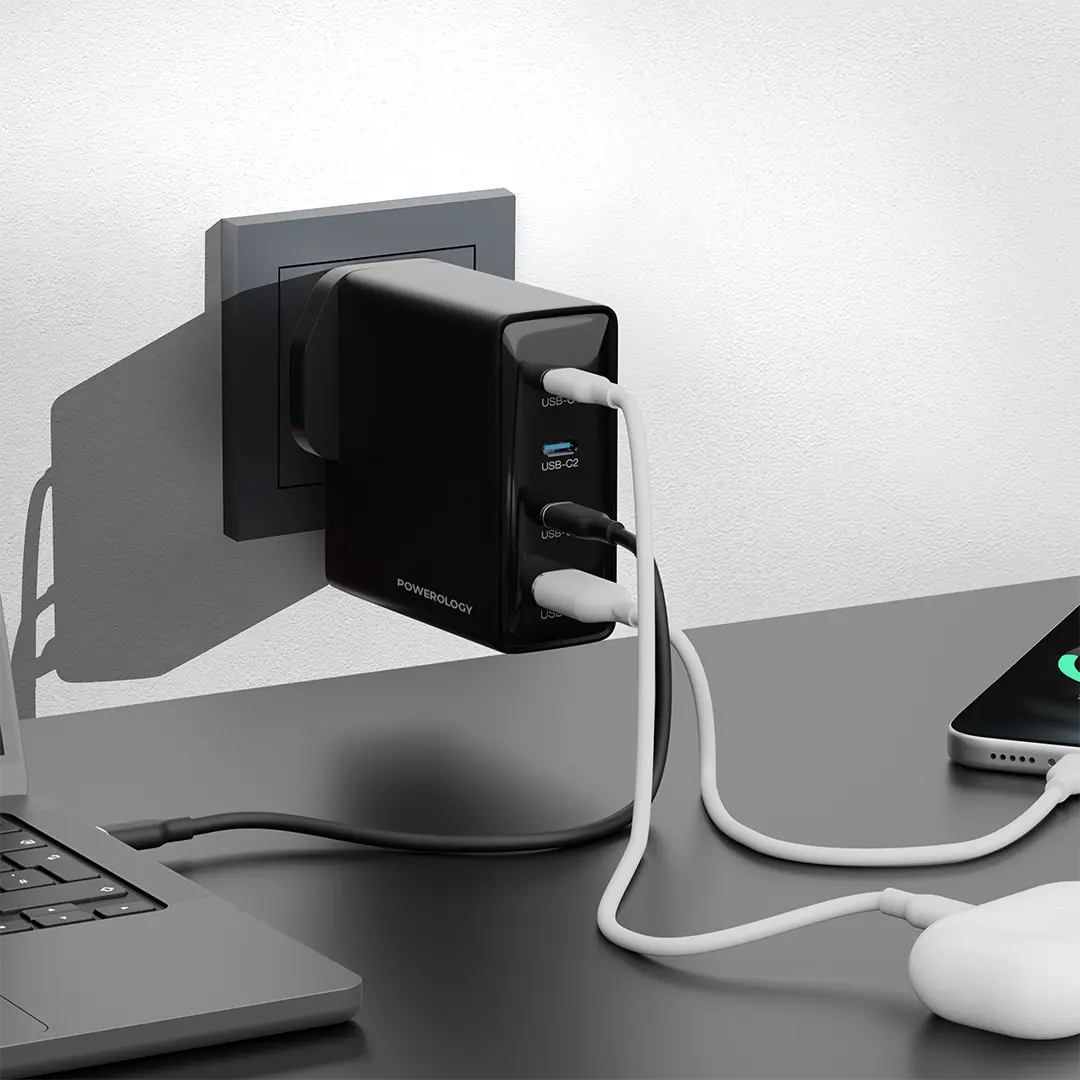 Powerology Volt-X 200W Multi-Port Gan Adapter - Black