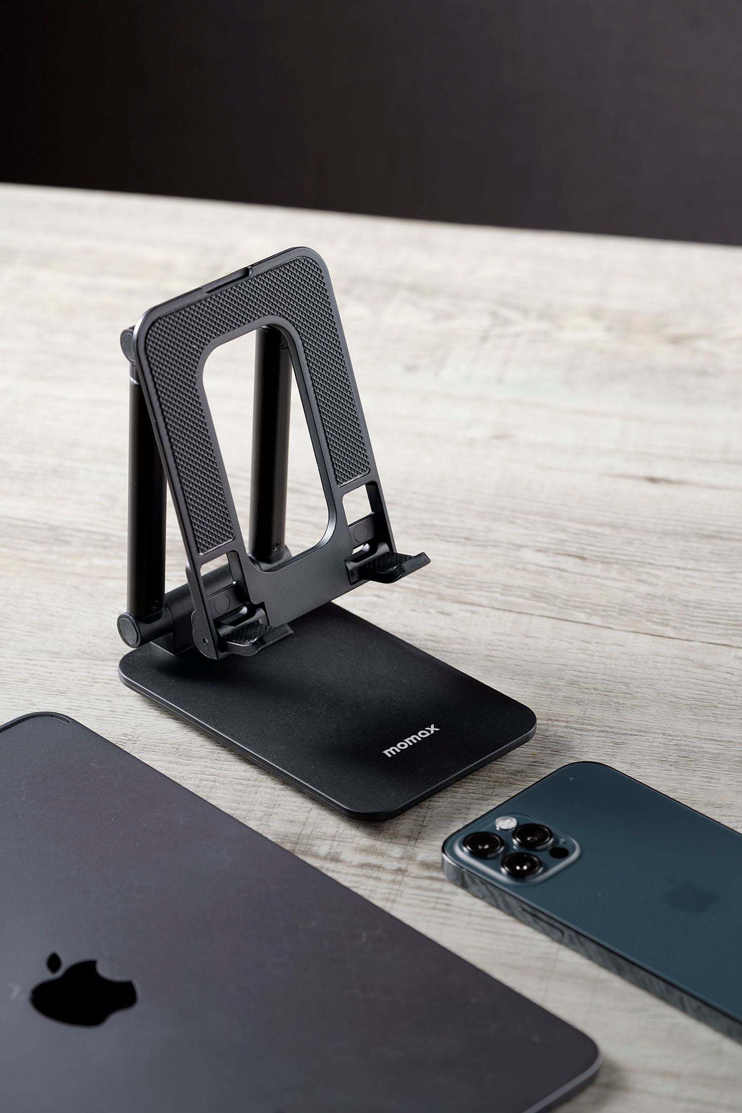 Momax Universal Fold Stand for Phone and Tablet - TECH STREET